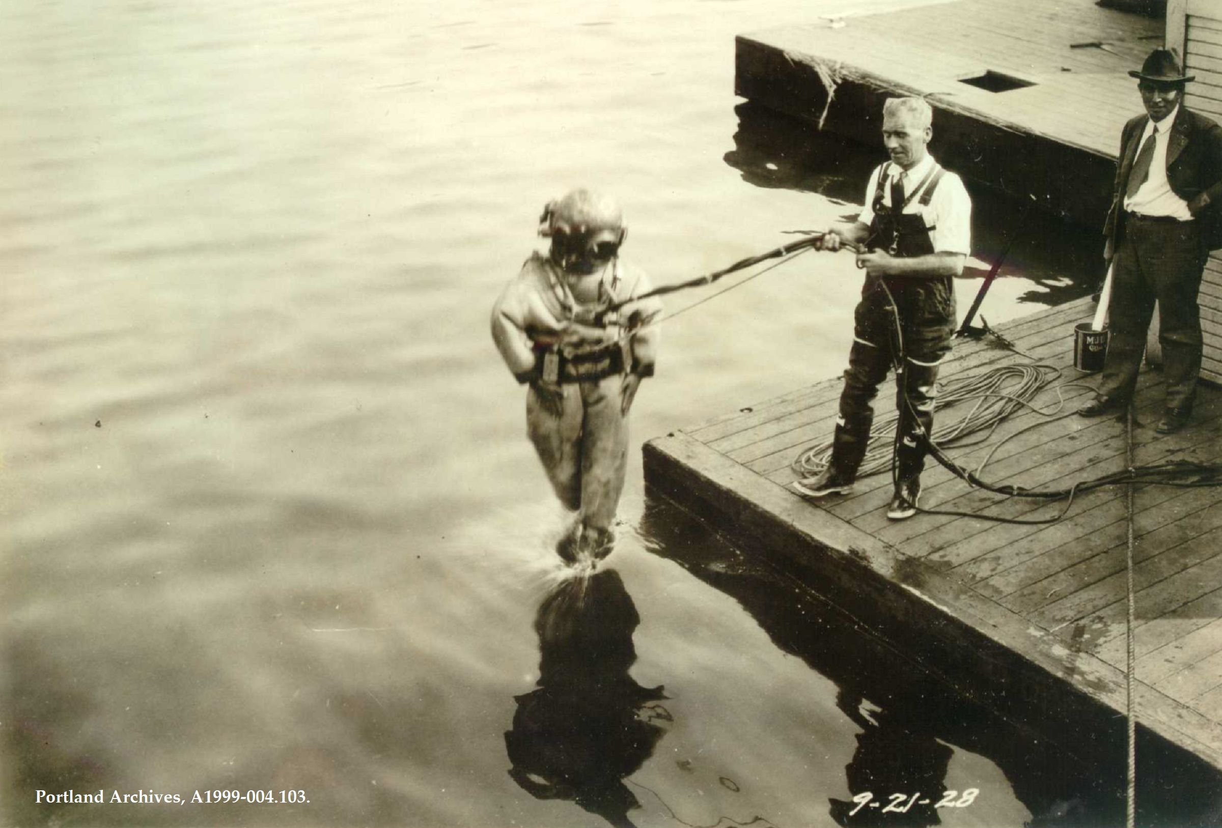 1 - Diver - Public Works Administration City Engineer - City Engineer s Historical Subject Records 1928  Front Ave Sewer  diving team on the waterfront.JPG