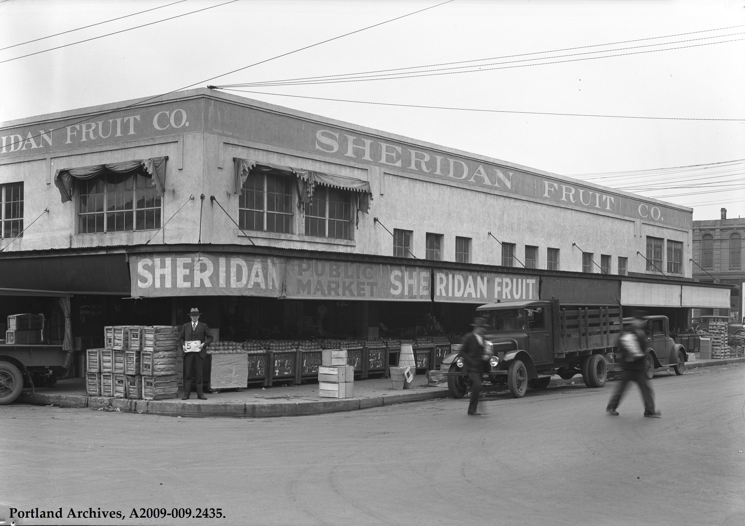 1 - Sheridan - Public Works Administration (Archival) - Public Works Administrator - 1929 - A2009-009.2435   Sheridan Fruit Co 333 SE Alder St.JPG