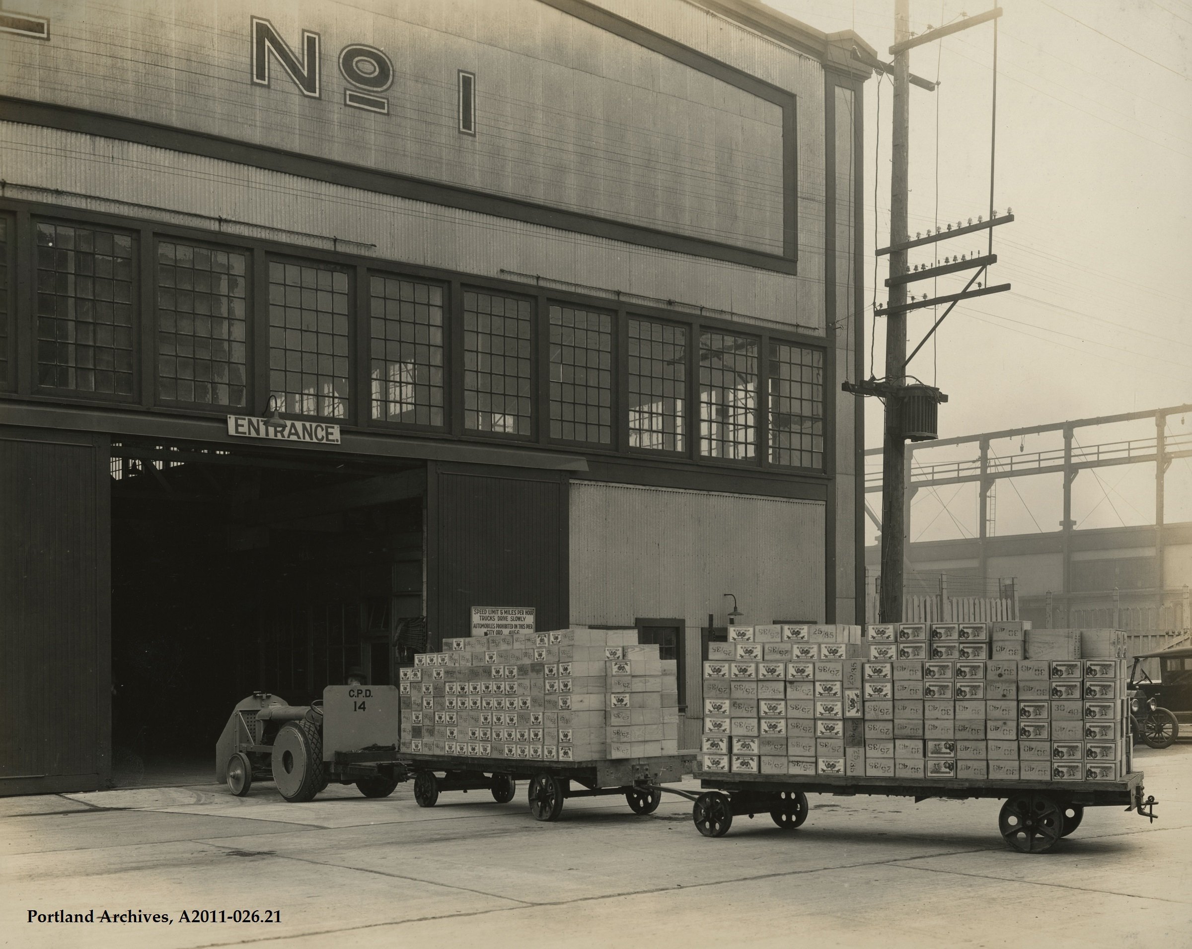 1 - shipping boxes - Boards _ Commission (Archival) - Docks Commission - Docks Commission Correspondence - A2011-026.21  terminal transfer cargo at Terminal 1932.JPG