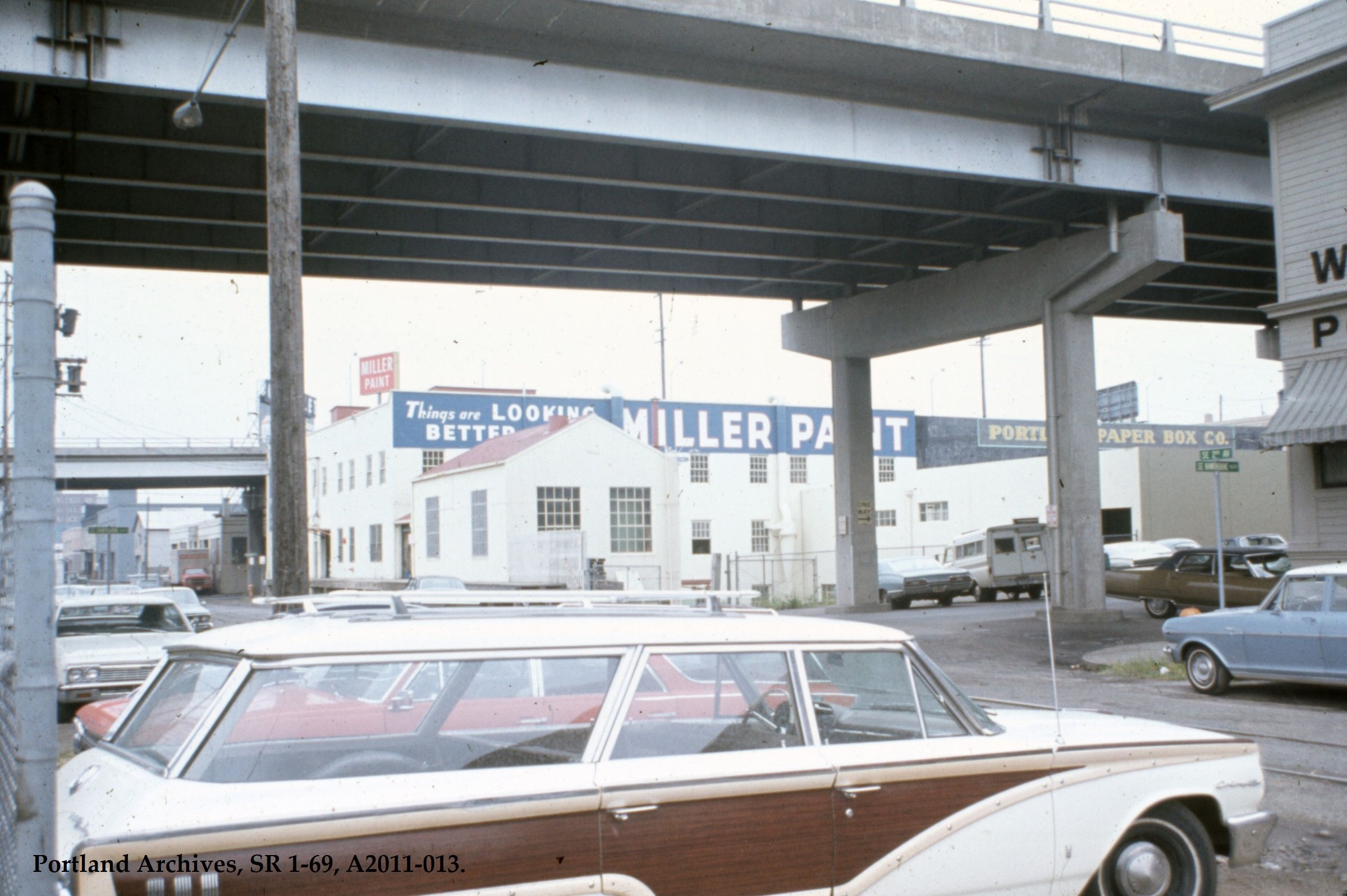 1970-mar_view-of-210-se-madison-from-se-2nd-and-hawthorne-sr-1-69_a2011-013.jpg