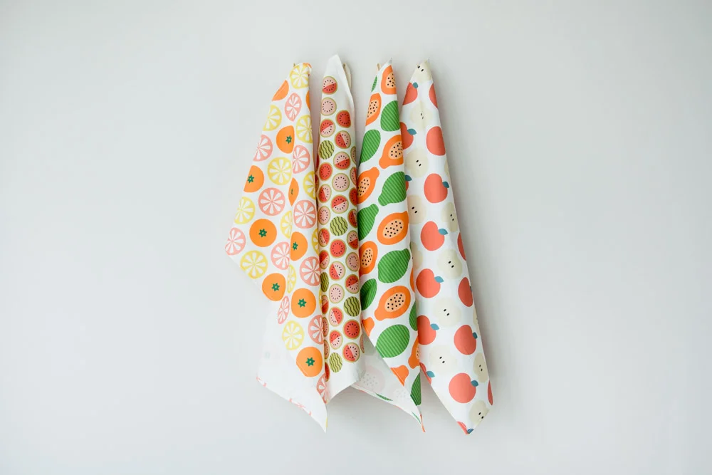 LEMONNI fruit teatowel -6010003.jpg
