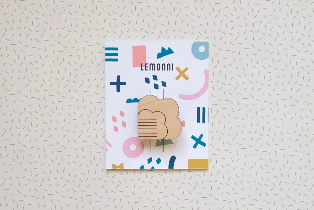 Pins-190088.jpg