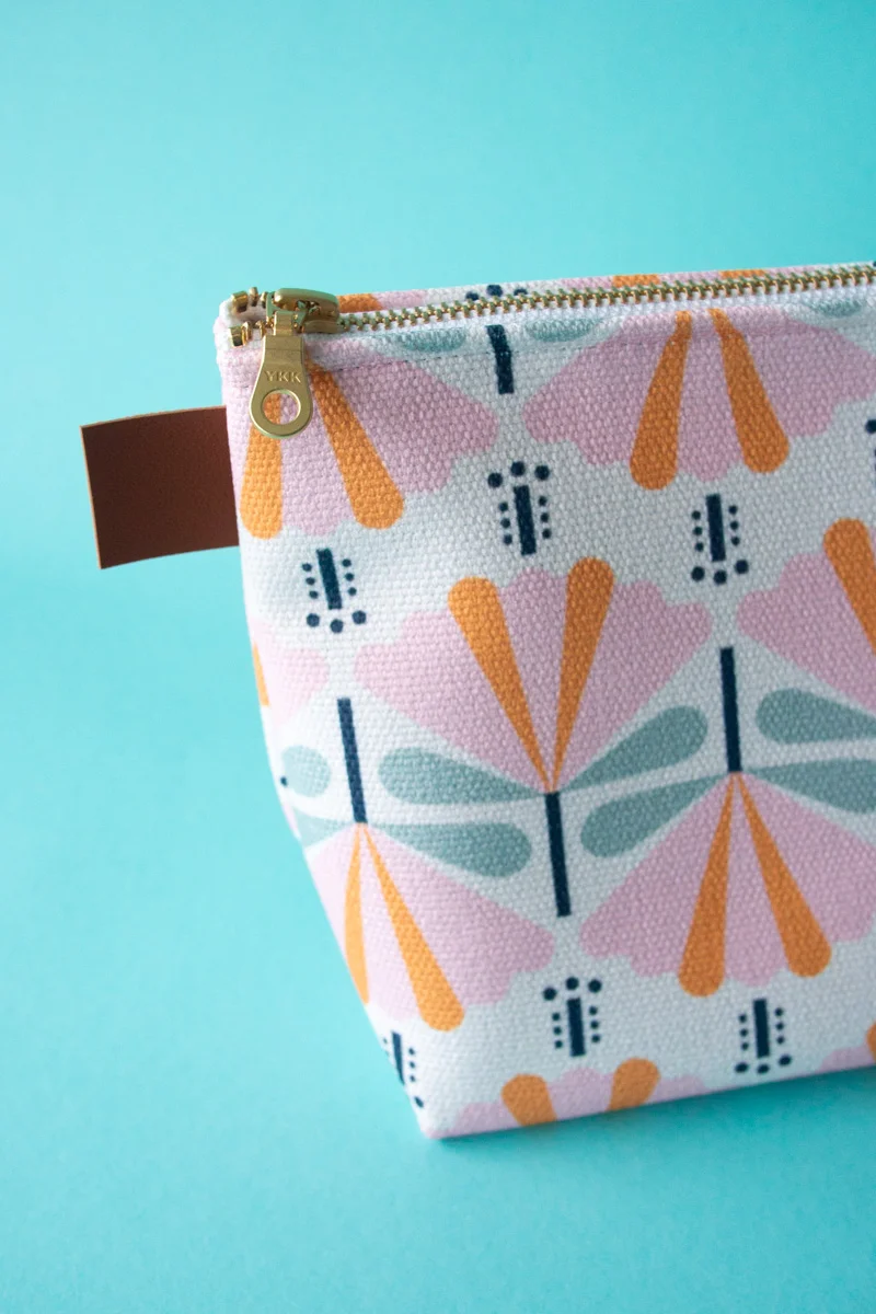 LEMONNI-Pouch-2210236.jpg