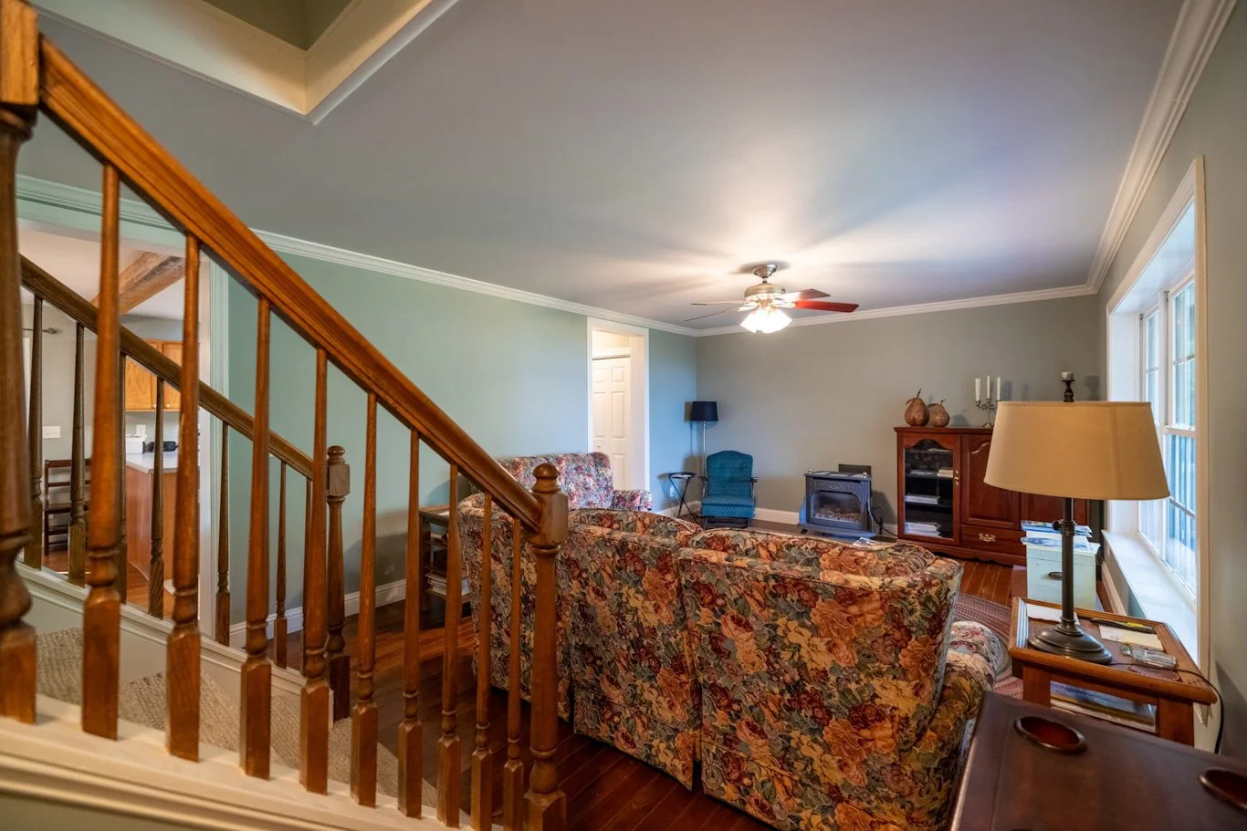 7-web-or-mls-197toddmountain-7_edited.jpg
