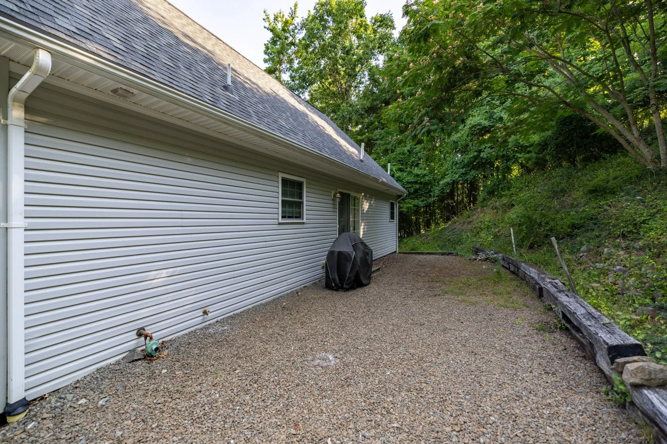 44-web-or-mls-197toddmountain-44_edited.jpg