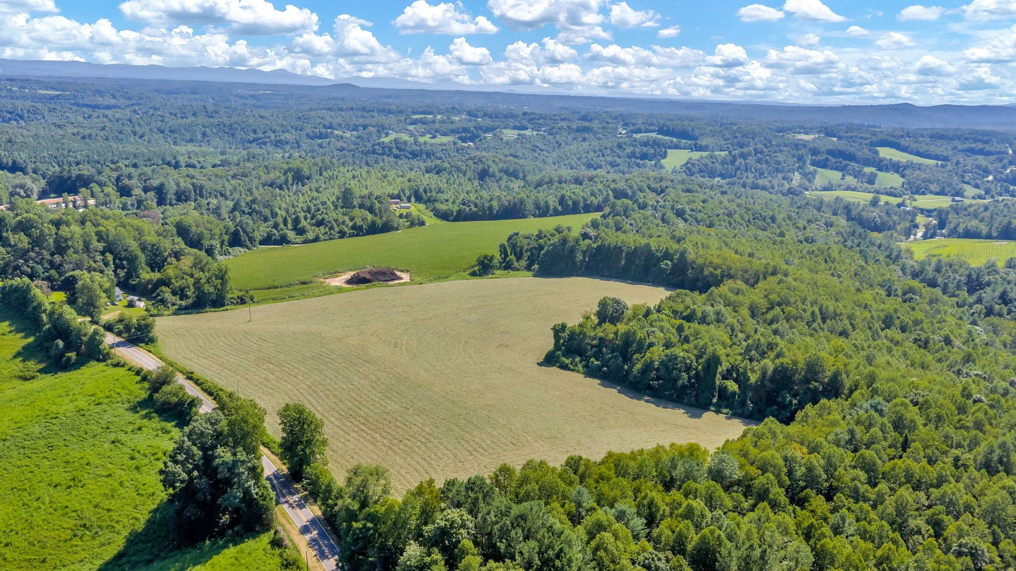 37-web-or-mls-Trap Hill property #2-17.JPG