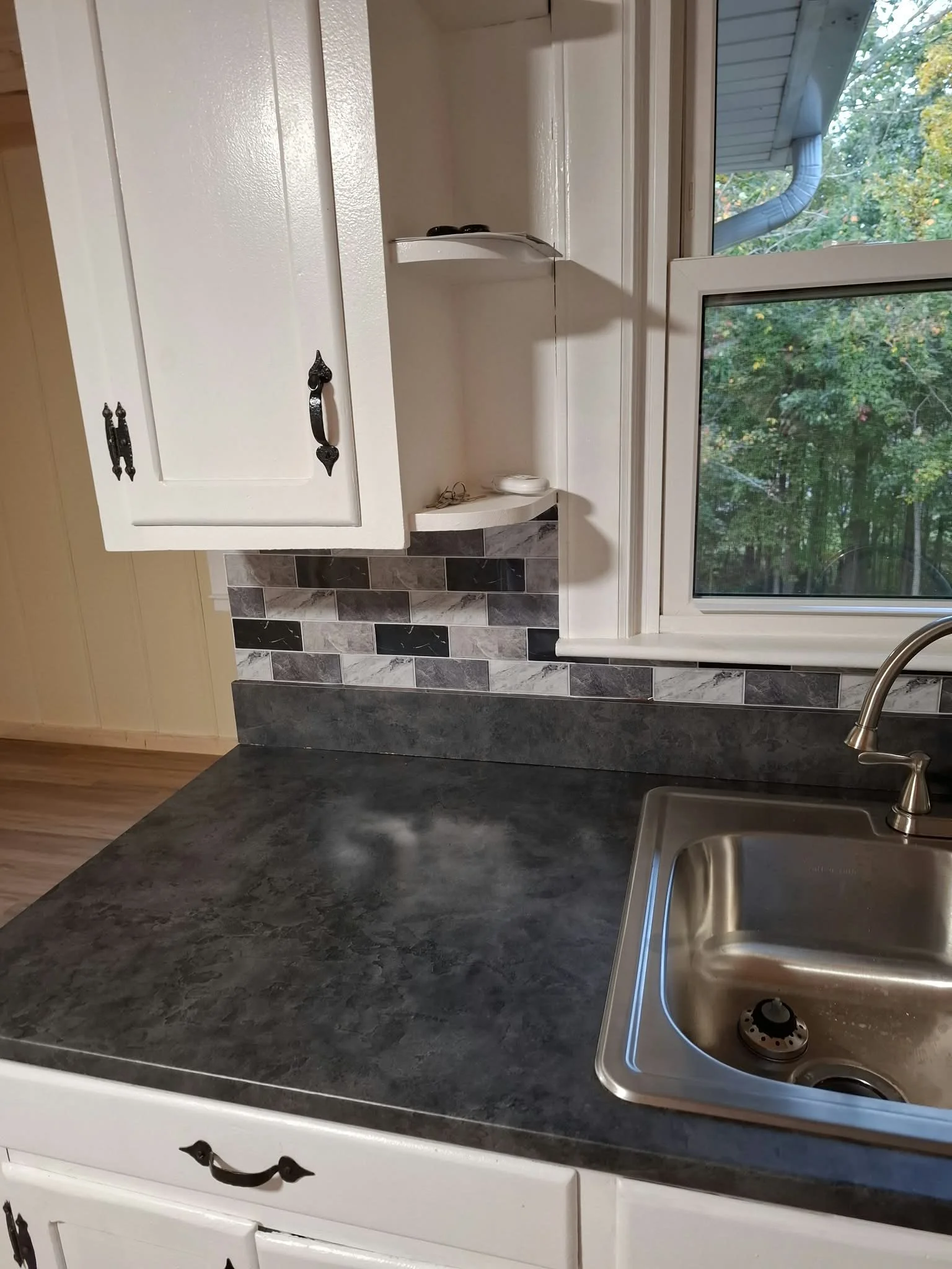 Kitchen 3.jpg