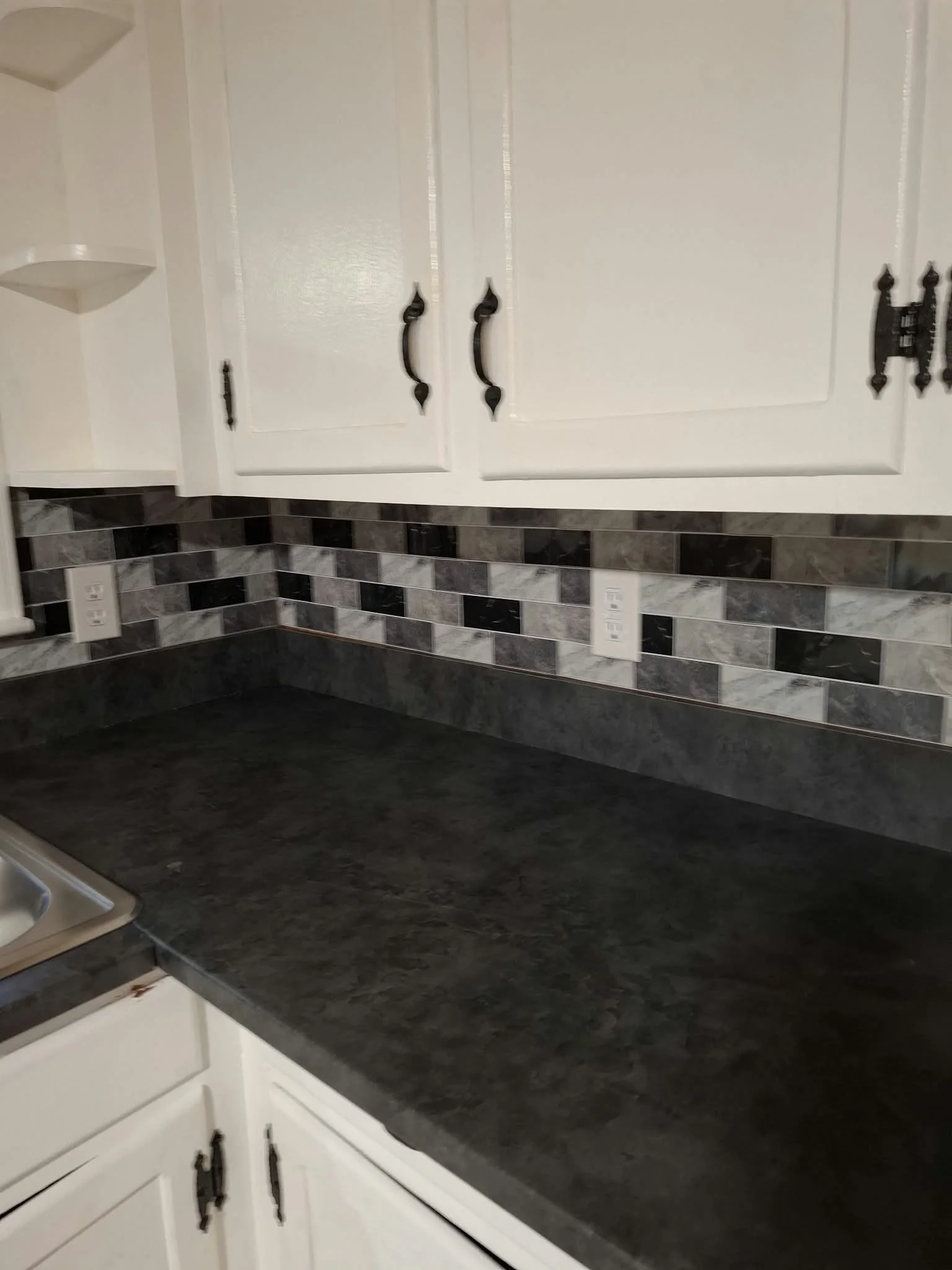Kitchen 2.jpg