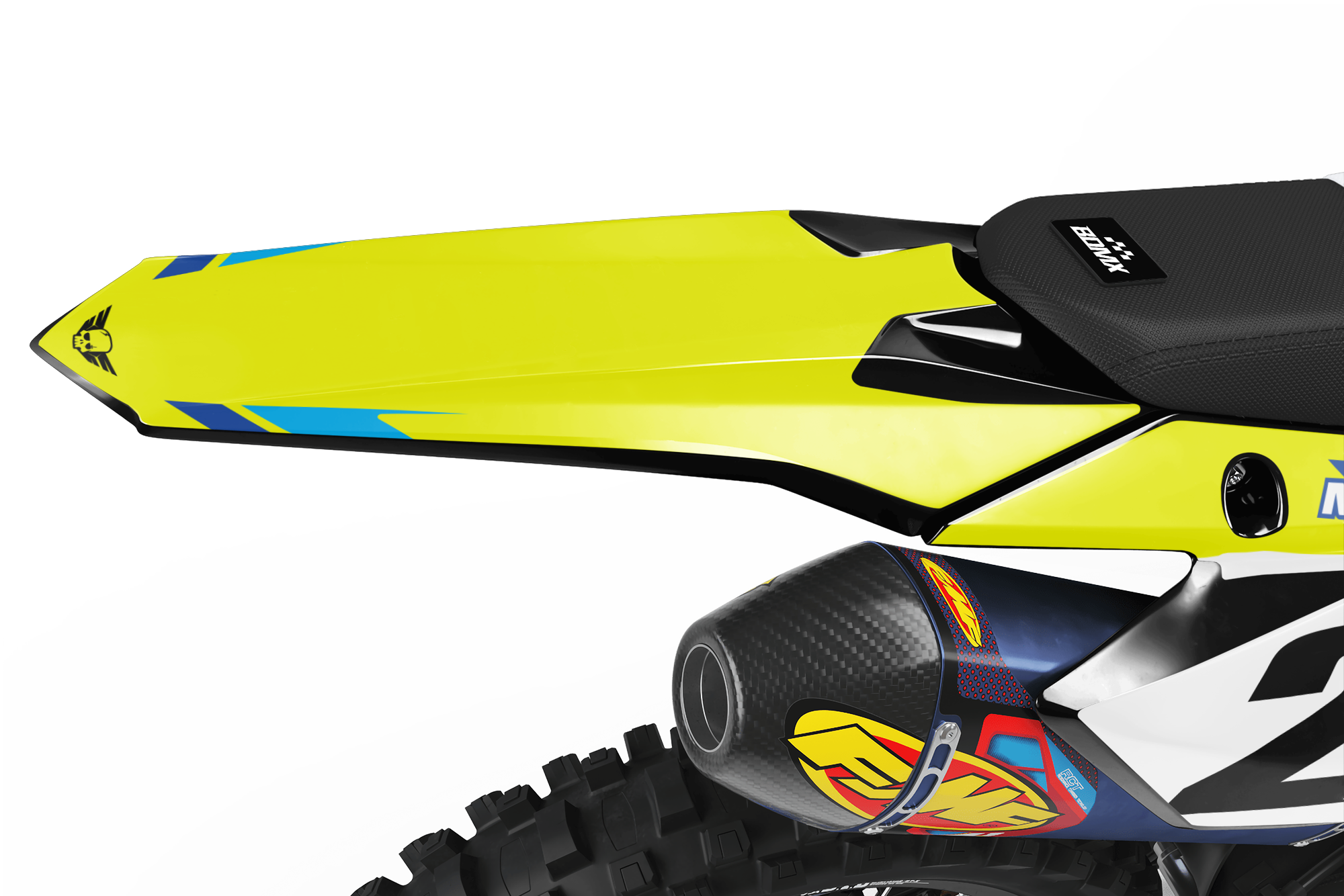 LUX-SUZUKI-BACK.png