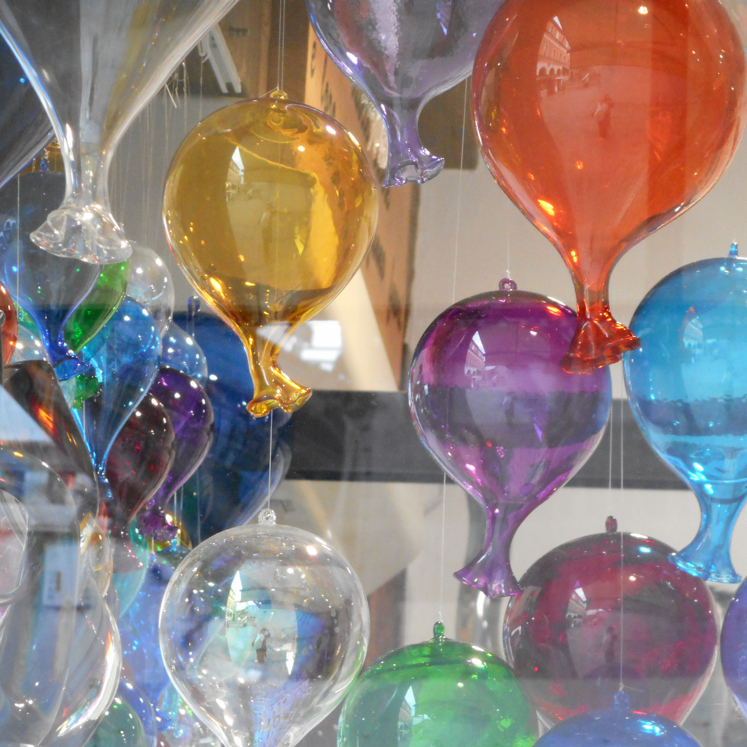 glass_balloons.jpg