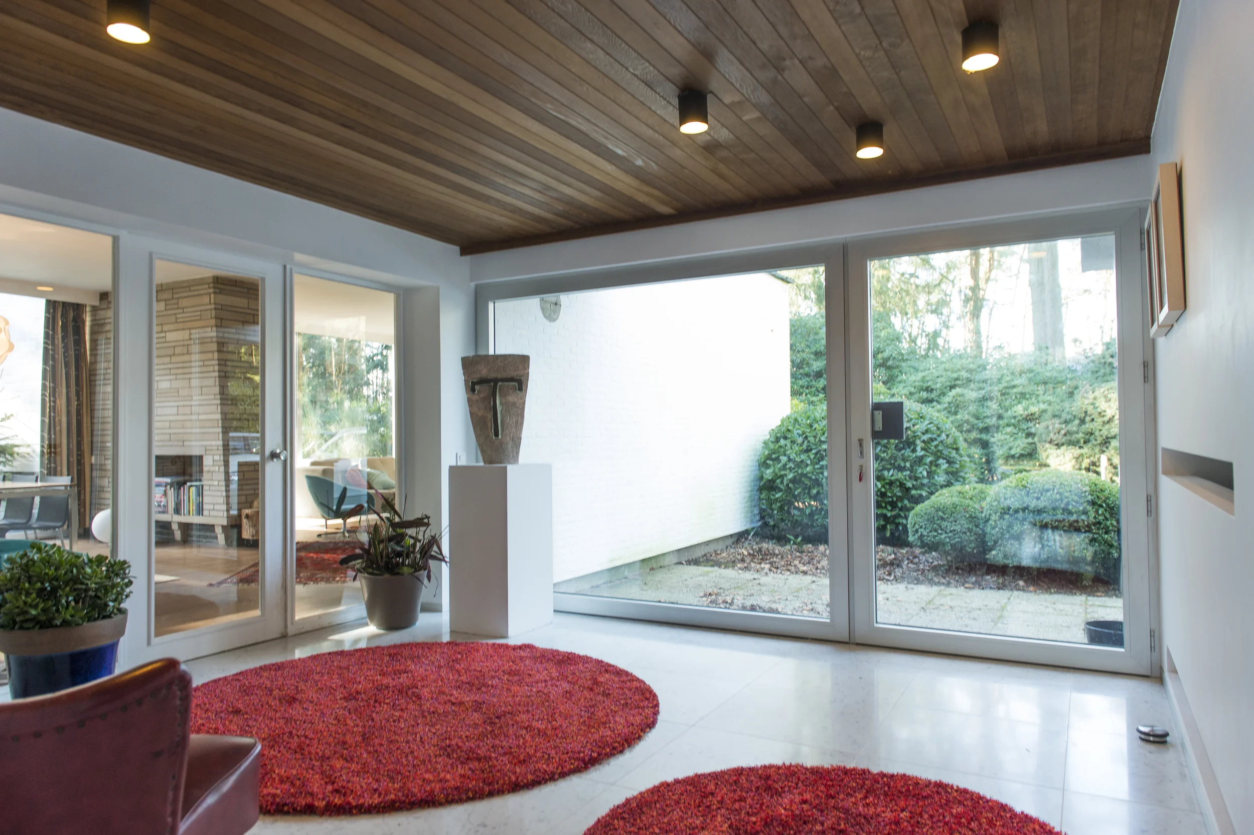 Woning - Grobbendonk - Hall Benedenverdieping in witte Carara marmer Architect: Kathy Van de casteele - Merchtem