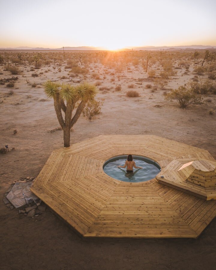 Take a dip in this dreamy pool 