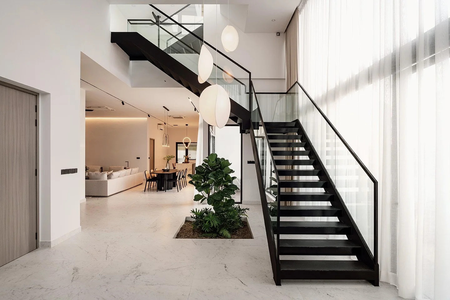 2300925_Livspace-299s.jpg