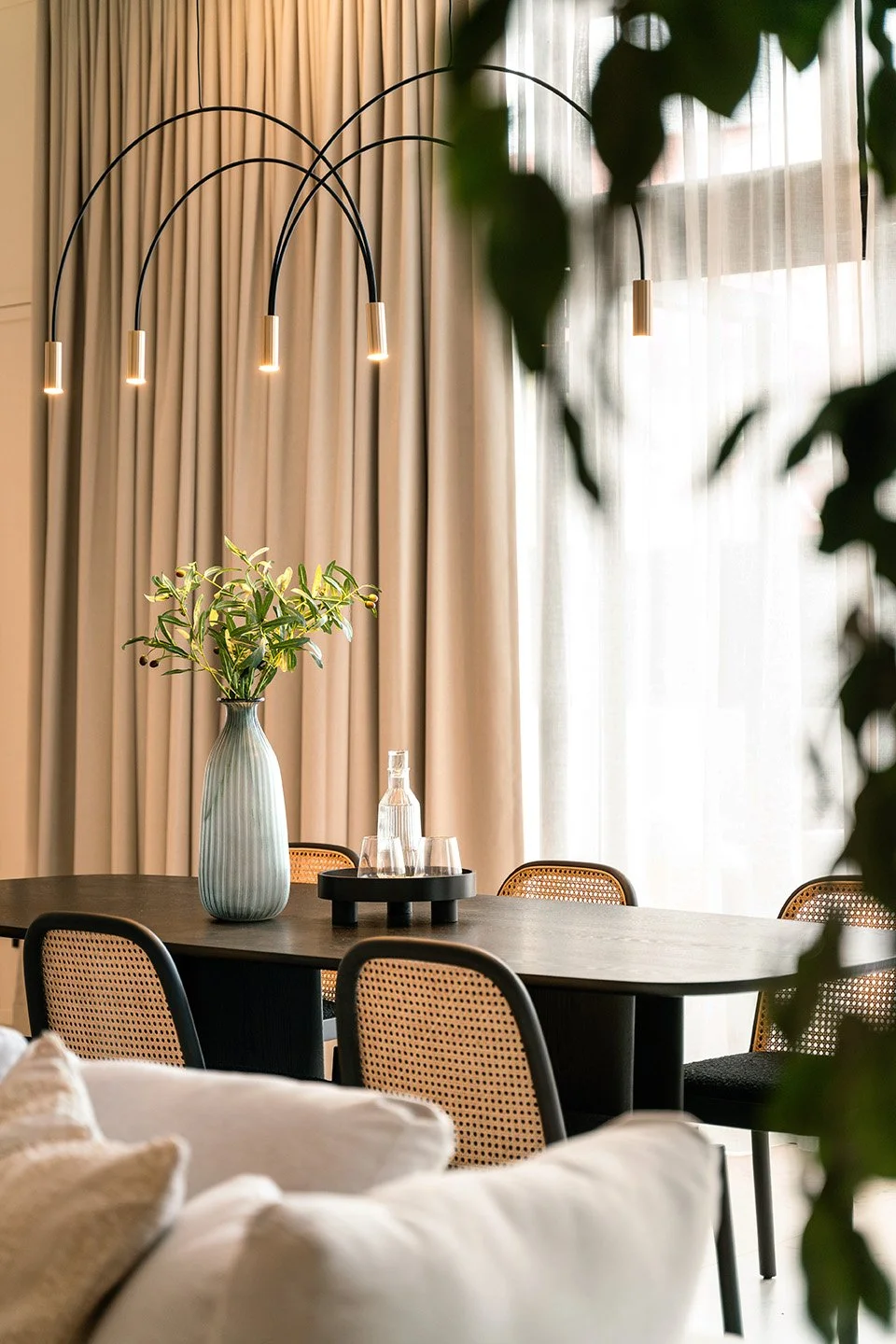 2300925_Livspace-279s.jpg