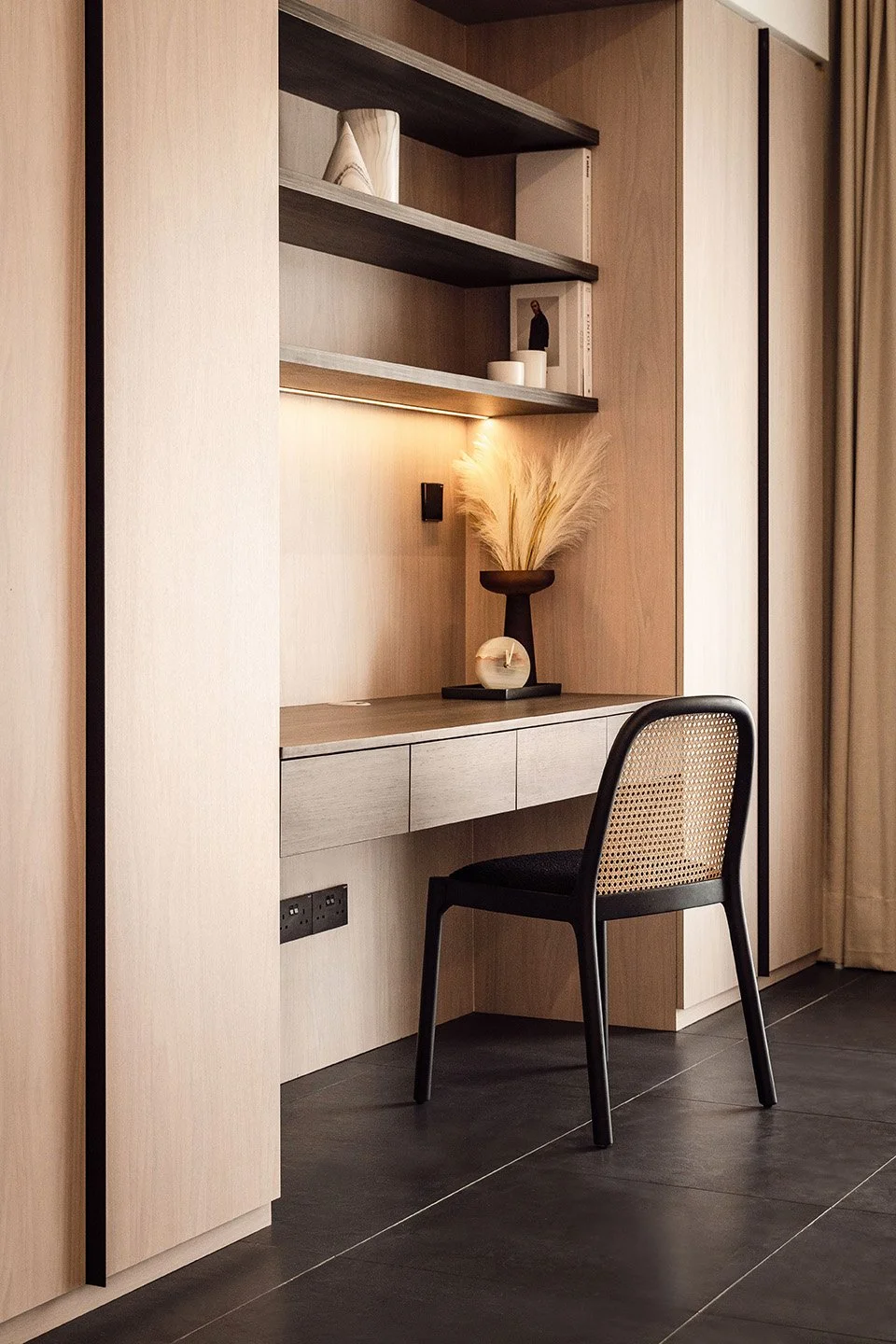 2300925_Livspace-238Bs.jpg
