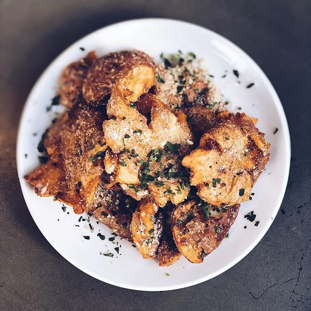 It’s more than a feeling 🤠
.
.
.
#eatwell #drinkwell #fancybutnot #keepitsimple #f52grams #feedfeed #youdoyouboo #visitbentonville #bentonvillear #bareaders #goopmake #foodandwine #southernliving