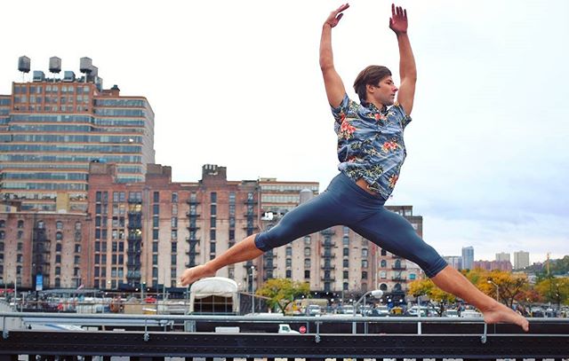 Dancing on the Highline
#FujifilmX_PPE @omarzrobles #photowalk #photoplusexpo #FujifilmX_US #fujifilmx100t