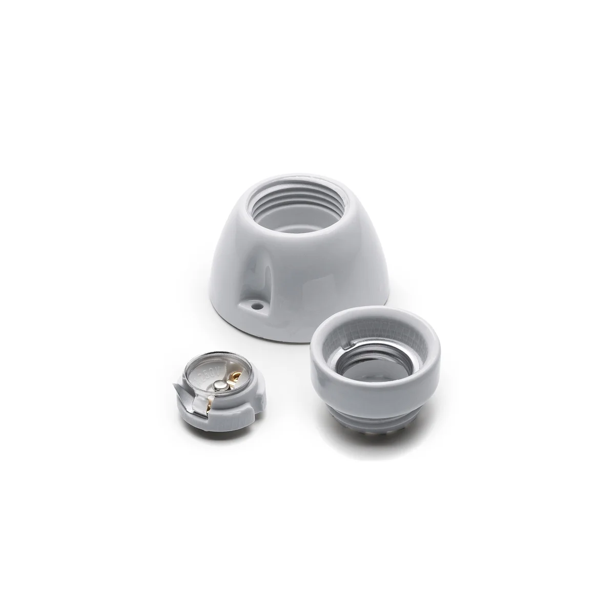magasin-des-objets-usuels-ceiling-socket-thpg-porcelain-01.jpg