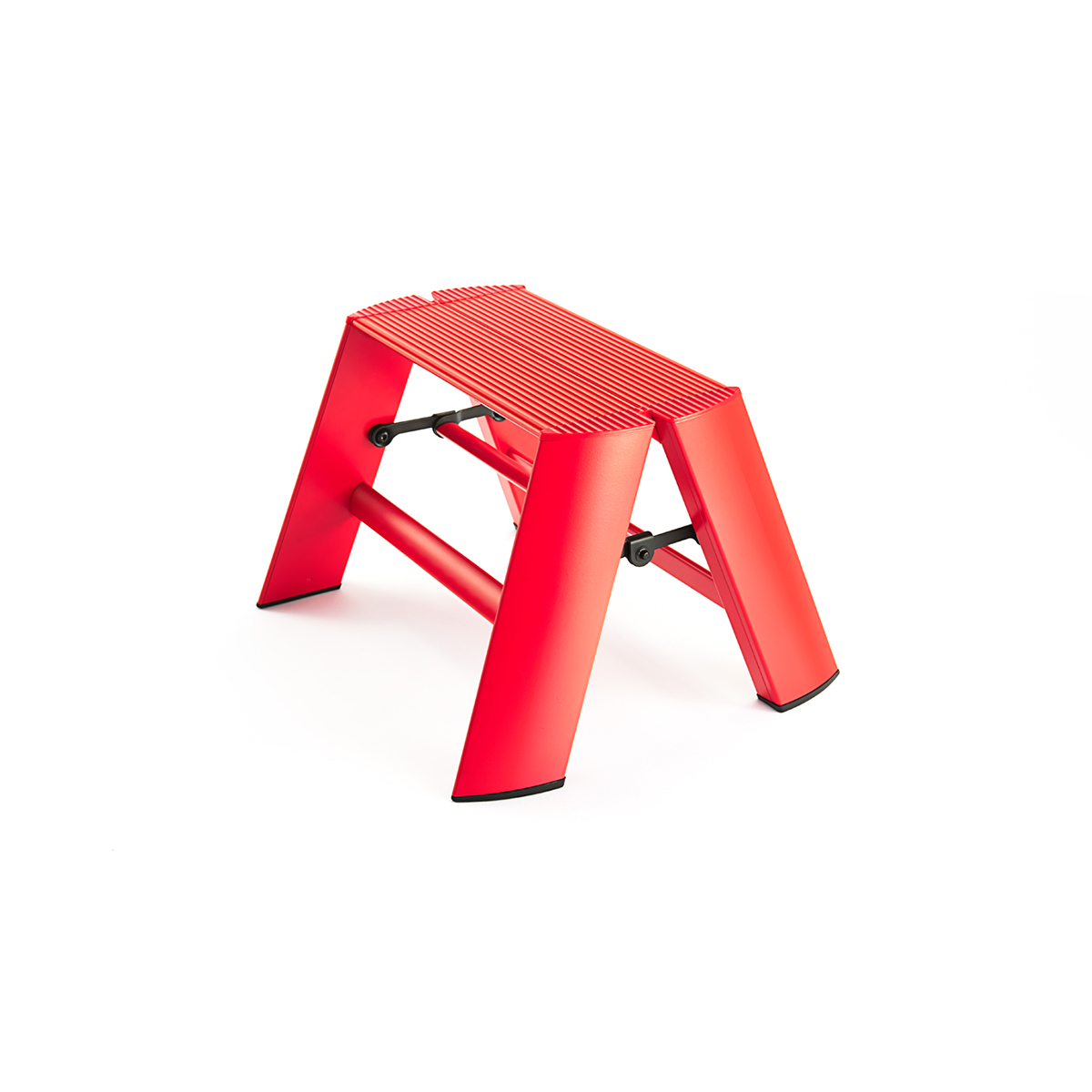 magasin-des-objets-usuels-step-stool-hasegawa-metaphys-lucano-one-step-red-open.jpg