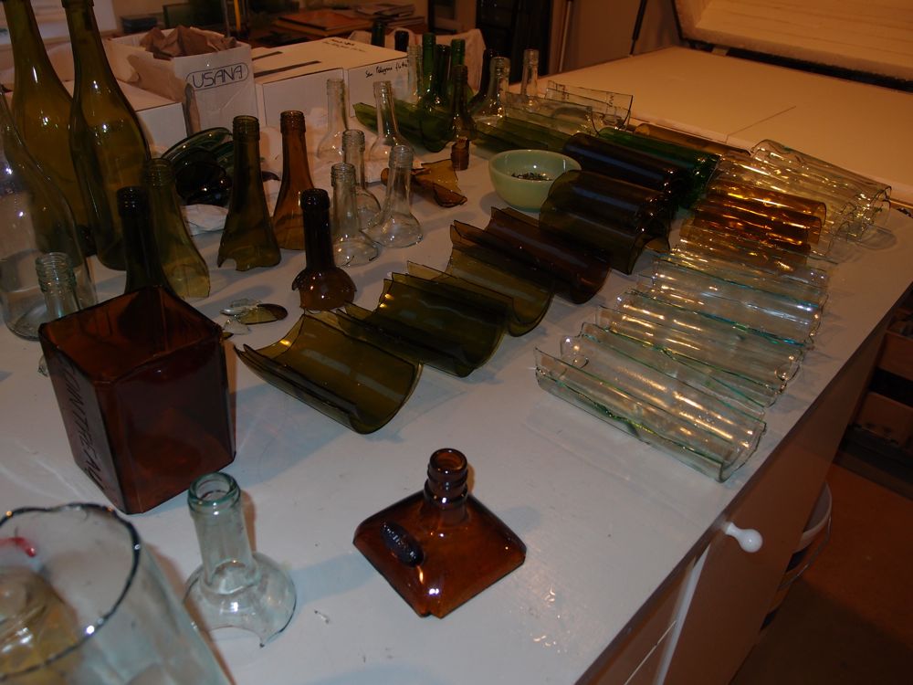  Preparing bottles for processing 