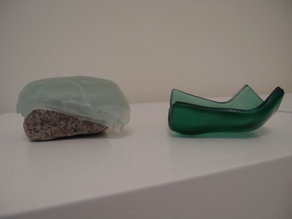 Rock slumped vessels