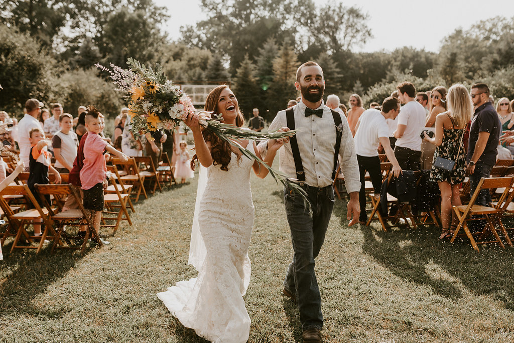 THE MYERS | A BACKYARD WEDDING