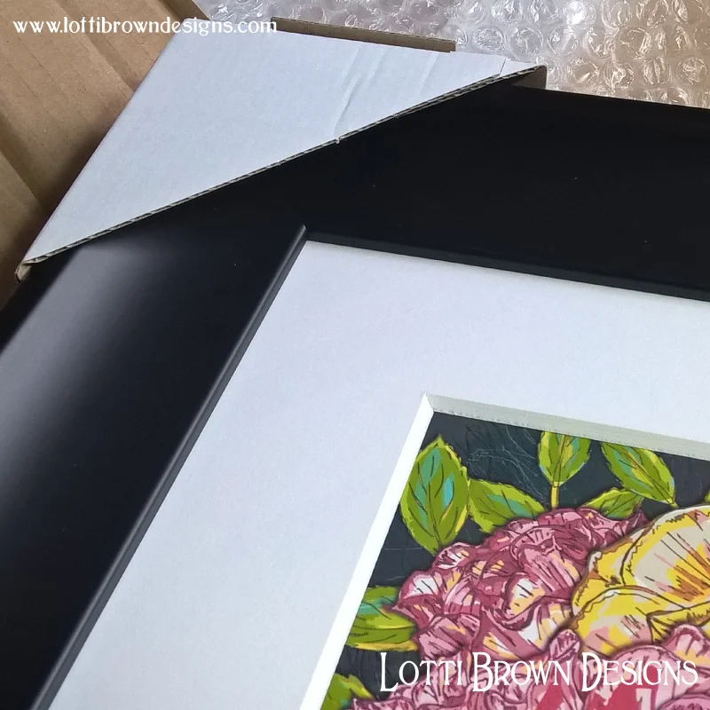 Corner protectors will protect the corners of your frames in transit