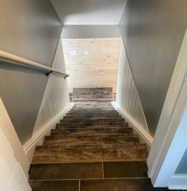 I love how these stairs turned out #homedecor #homeimprovement #diy #carpentry #stairwaydecor #dewalt