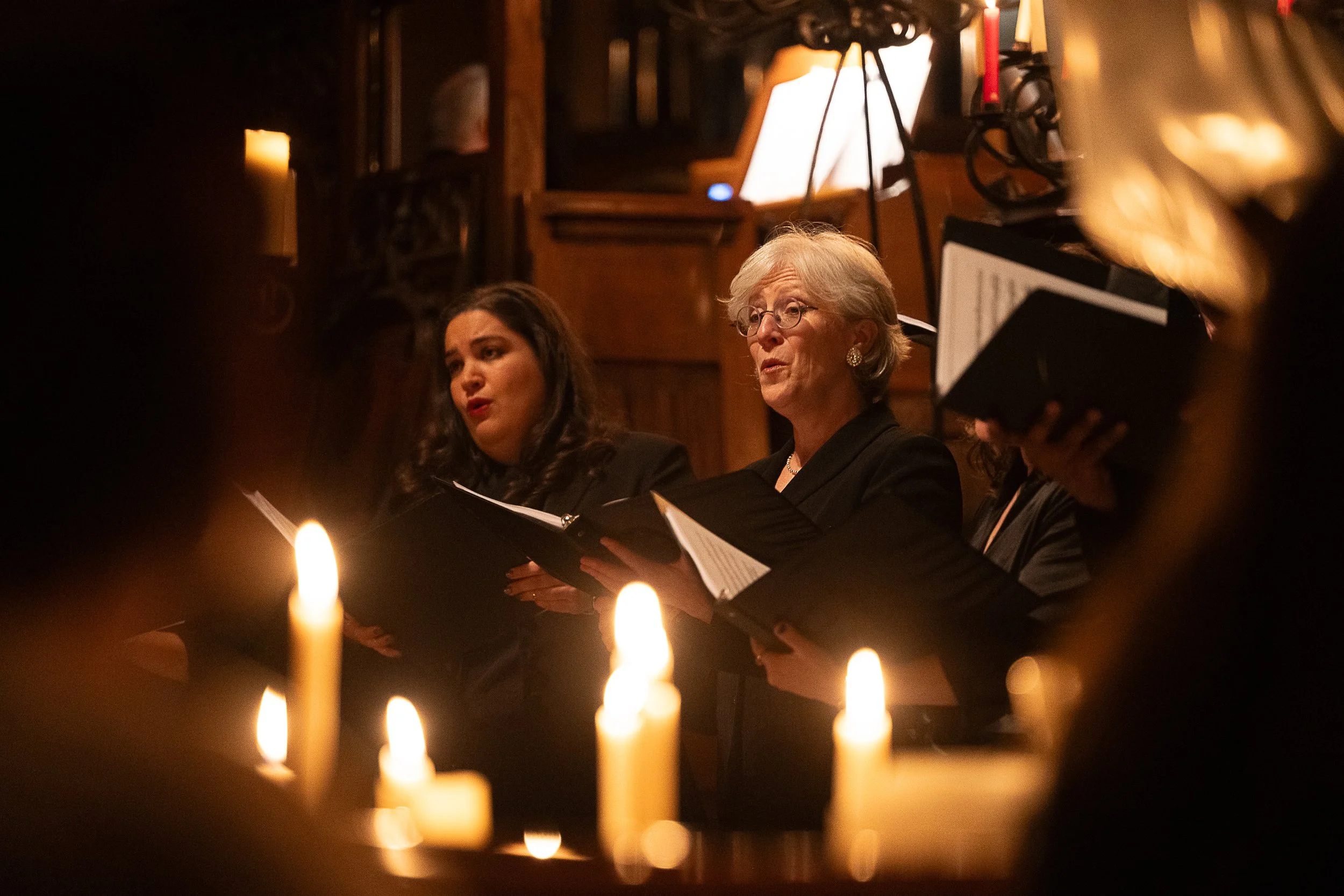 20251216_VOA-CandelightChristmasConcert_ChristopherDuggan_038.jpg