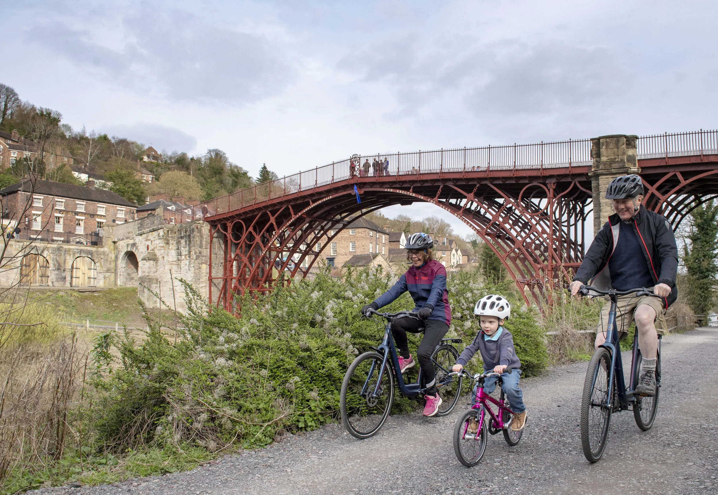 Islabikes_Ironbridge_Icon_Kids_110.jpg