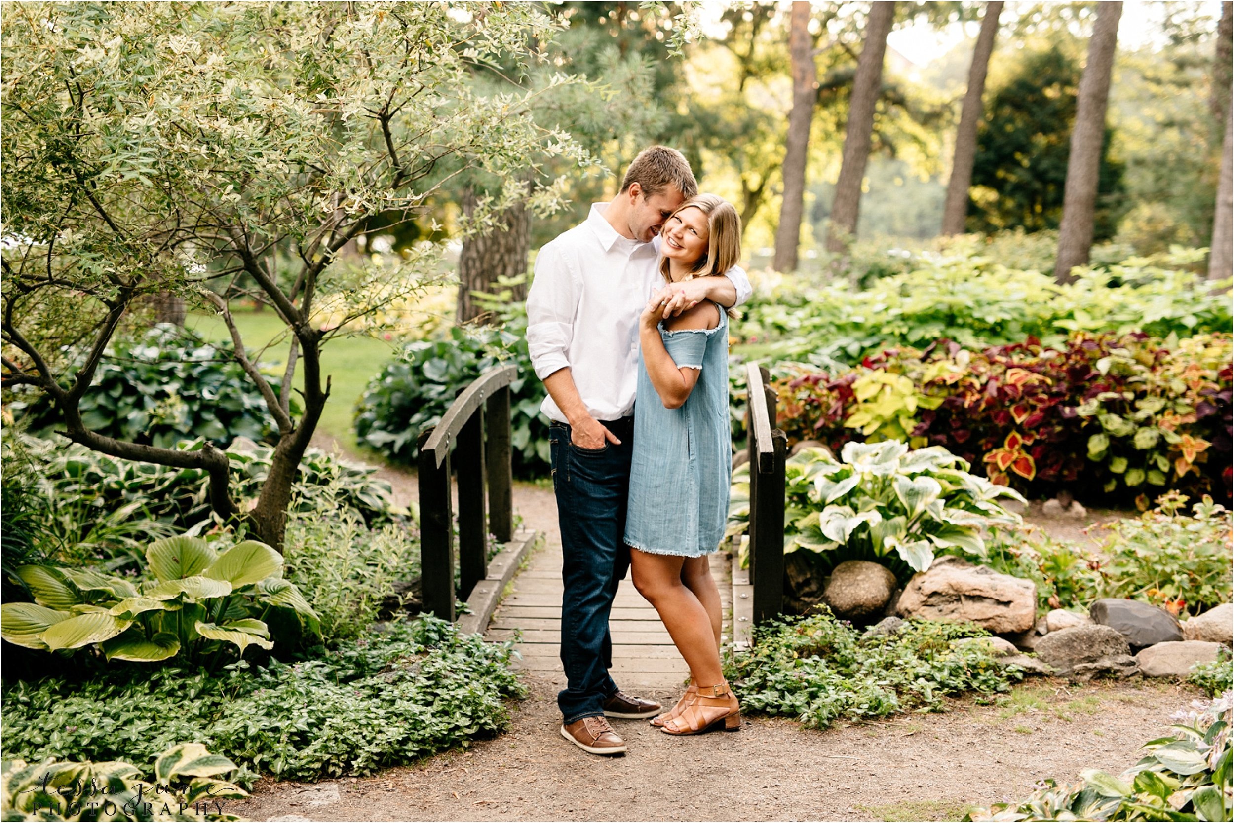 Mary Zach Munsinger Gardens Engagement Tessa June Photography