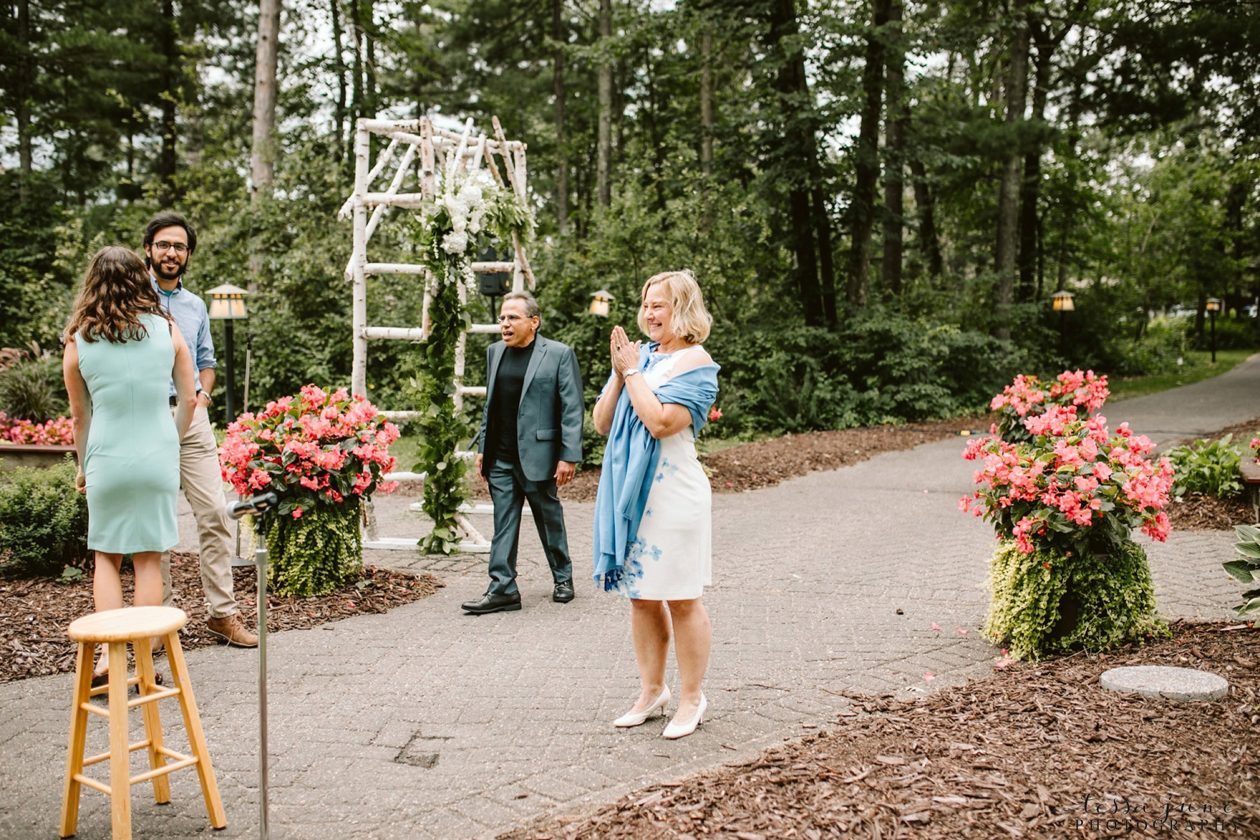 grandview-lodge-intimate-wedding-nisswa-minnesota_0043.jpg