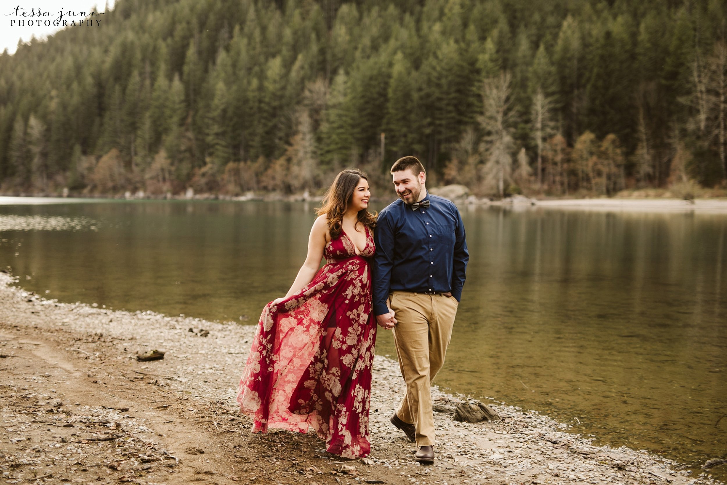 rattlesnake-lake-seattle-engagement-destination-photographer