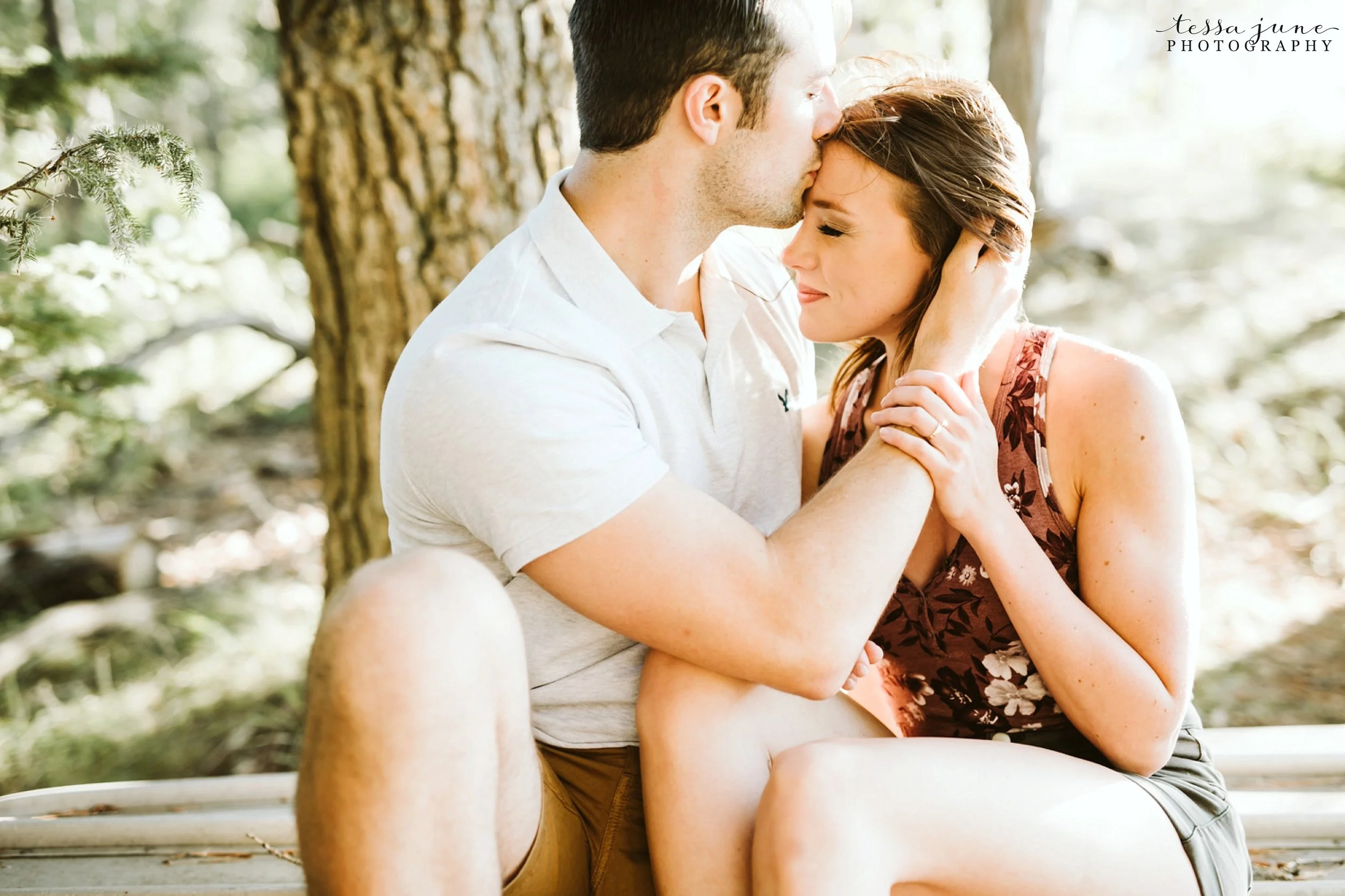 brainerd-lake-cabin-engagement-northern-minnesota-11.jpg