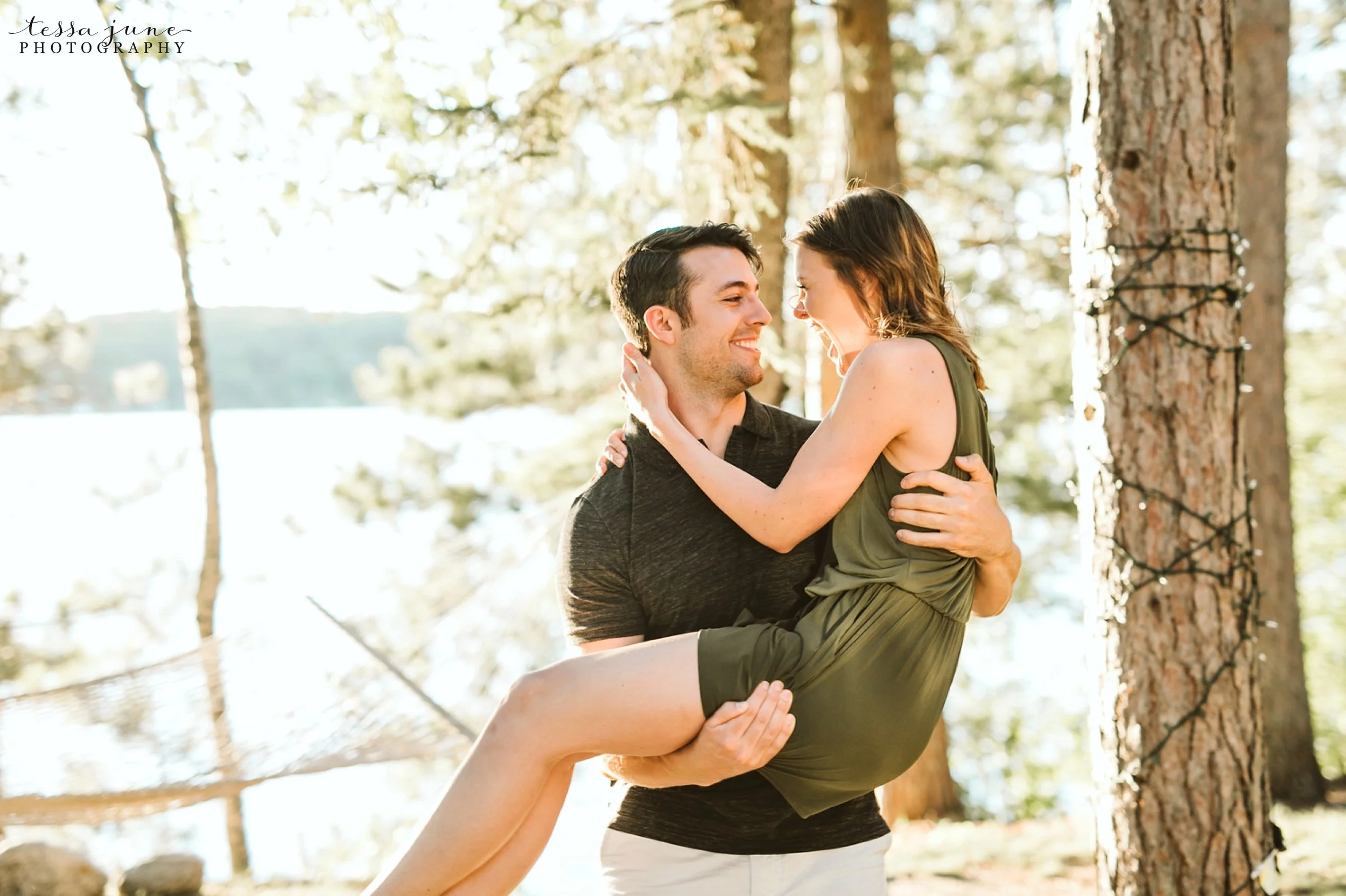 brainerd-lake-cabin-engagement-northern-minnesota-22.jpg