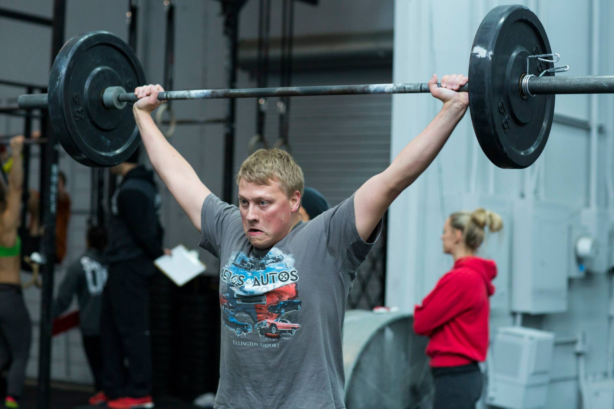 Brad .K., crushing the Open WOD 15.1