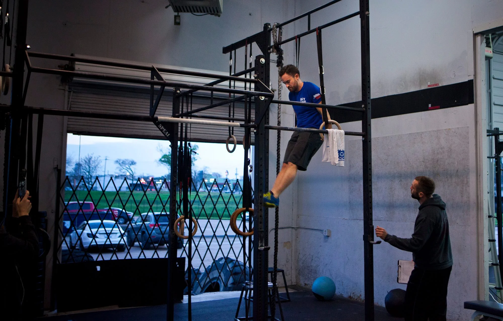 Point the toes! Jeff knocking out some Muscle Ups.