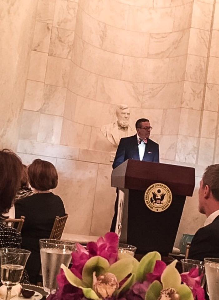 Texas District Judge Marc C. Carter has been named recipient of the 2016 William H. Rehnquist Award for Judicial Excellence, presented annually by the National Center for State Courts (NCSC). The Rehnquist Award recognizes a state court judge who possesses integrity, fairness, open-mindedness, intellectual courage, and sound judgment. Judge Carter, of the 228 th Criminal District Court in Harris County, Texas, created the first veterans’ court in Texas, which serves as a model for veteran treatment courts across the country. He will be presented the award in November at the U.S. Supreme Court during a dinner hosted by Chief Justice of the United States John G. Roberts Jr.