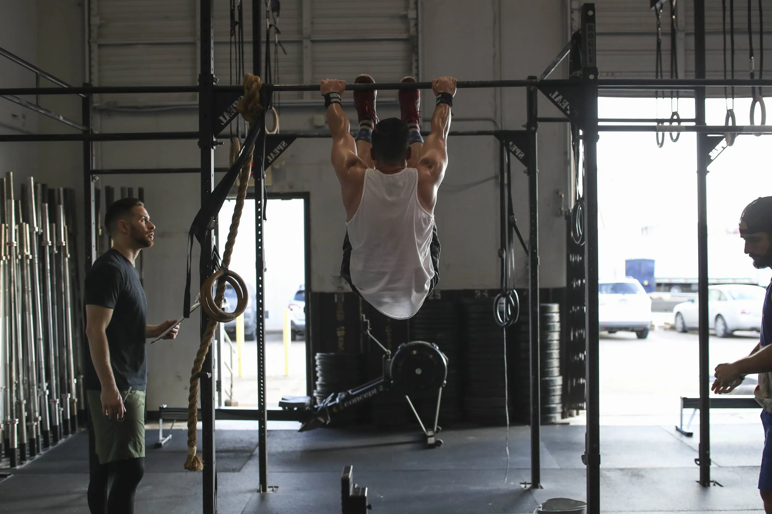 Ryan Kealler showing a great example of a Toes to Bar!