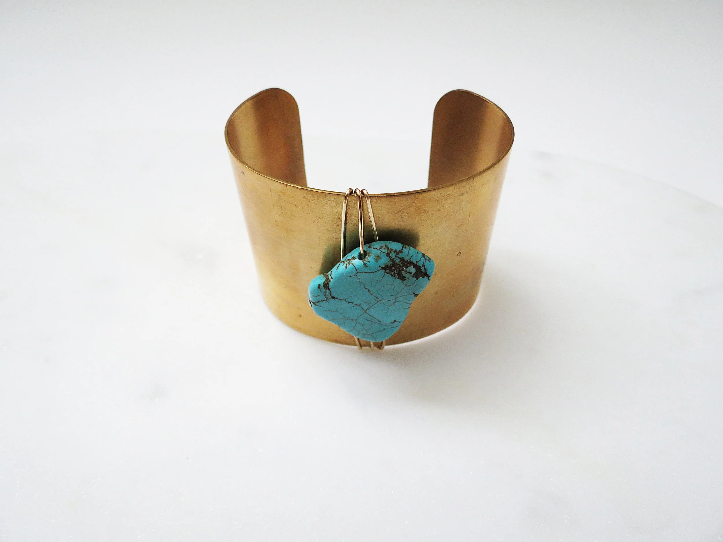 Turq Curve minimal modern handmade jewelry gold raw brass, gold-filled wire + turquoise howlite cuff bracelet angled