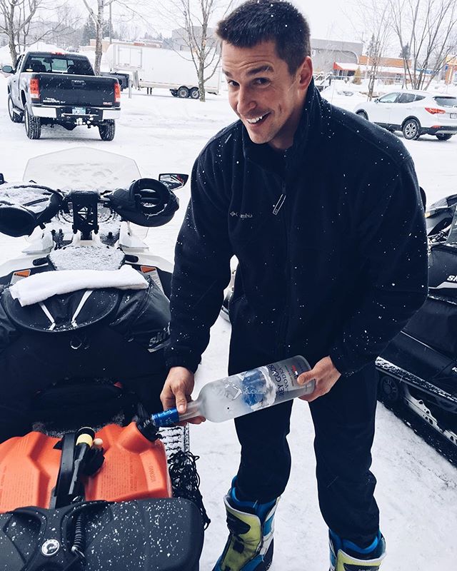 #motorfist ambassador @davejosselyn knows what's important after a long day on the trails! | #darksideadvent2016 #skisuptour2016 #quebec #snowmobile #aftertrailparty #greygoose #snowmobilecanada #ridedry #braaap #canadianbush #snow