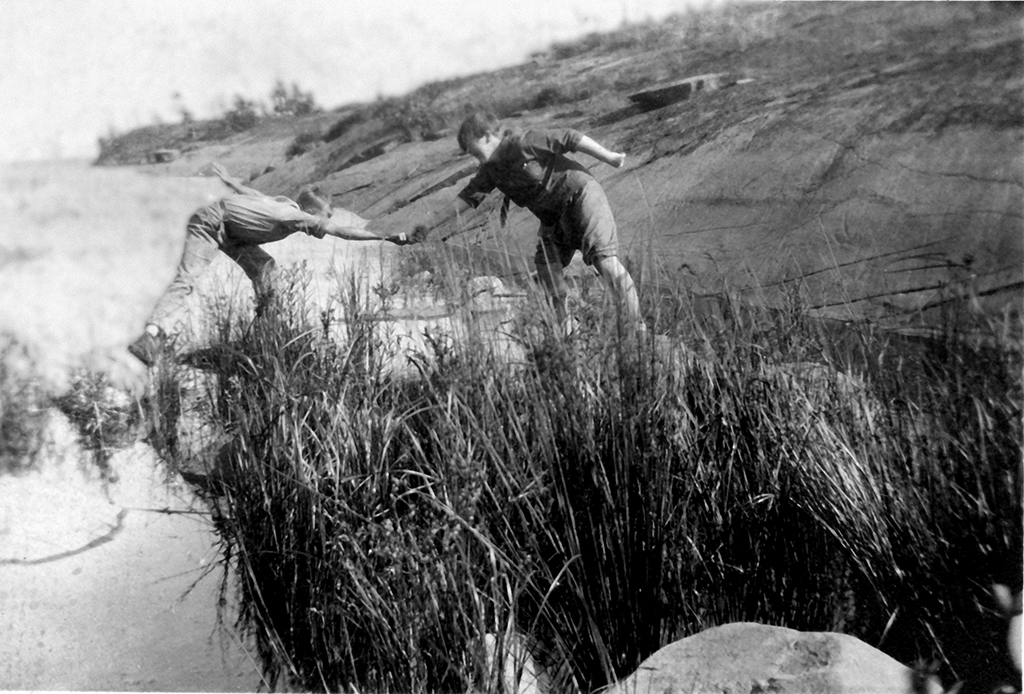  Whether&nbsp;an outing called for long dresses, sun hats, parasols and a “Kodak,” or simply rolled trousers, a friend and a&nbsp;frog pond, the hotel catered to both excursion styles. 