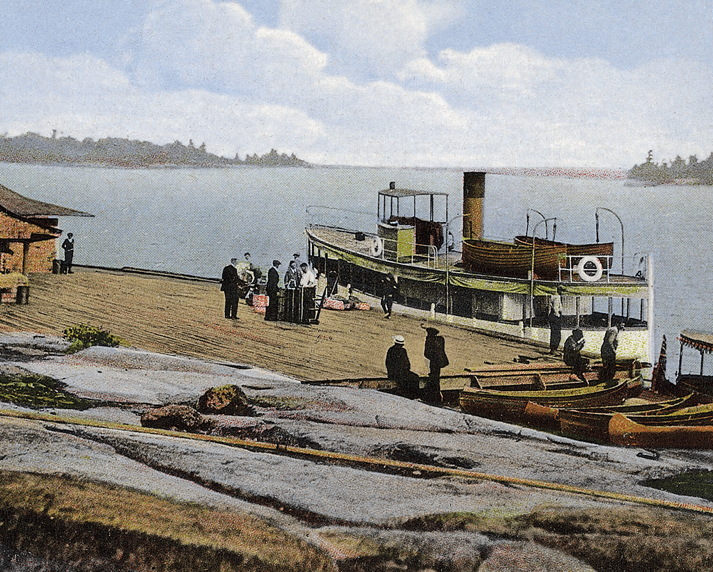 The 50-foot Waukon , operated by the Reid family, offered leisurely boat trips out from the Ojibway dock in the 1920s and 1930s.
