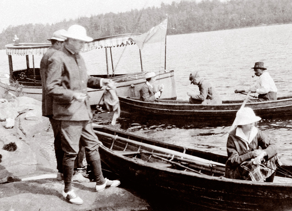 On Ojibway fishing expeditions, rowboats were often towed behind the hotel’s launch. Once at the chosen destination, guests could row on their own among the islands to catch their daily limit. A highlight of the outings was the shore lunch, prepared for guests by the guides.