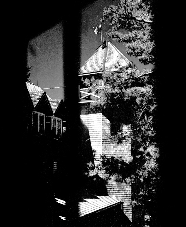 The Ojibway’s creaking staircases, wooden floors, shadowy corners, high, mysterious-looking windows and Claude Bragdon’s striking tower have always been the perfect setting for Georgian Bay ghost stories.
