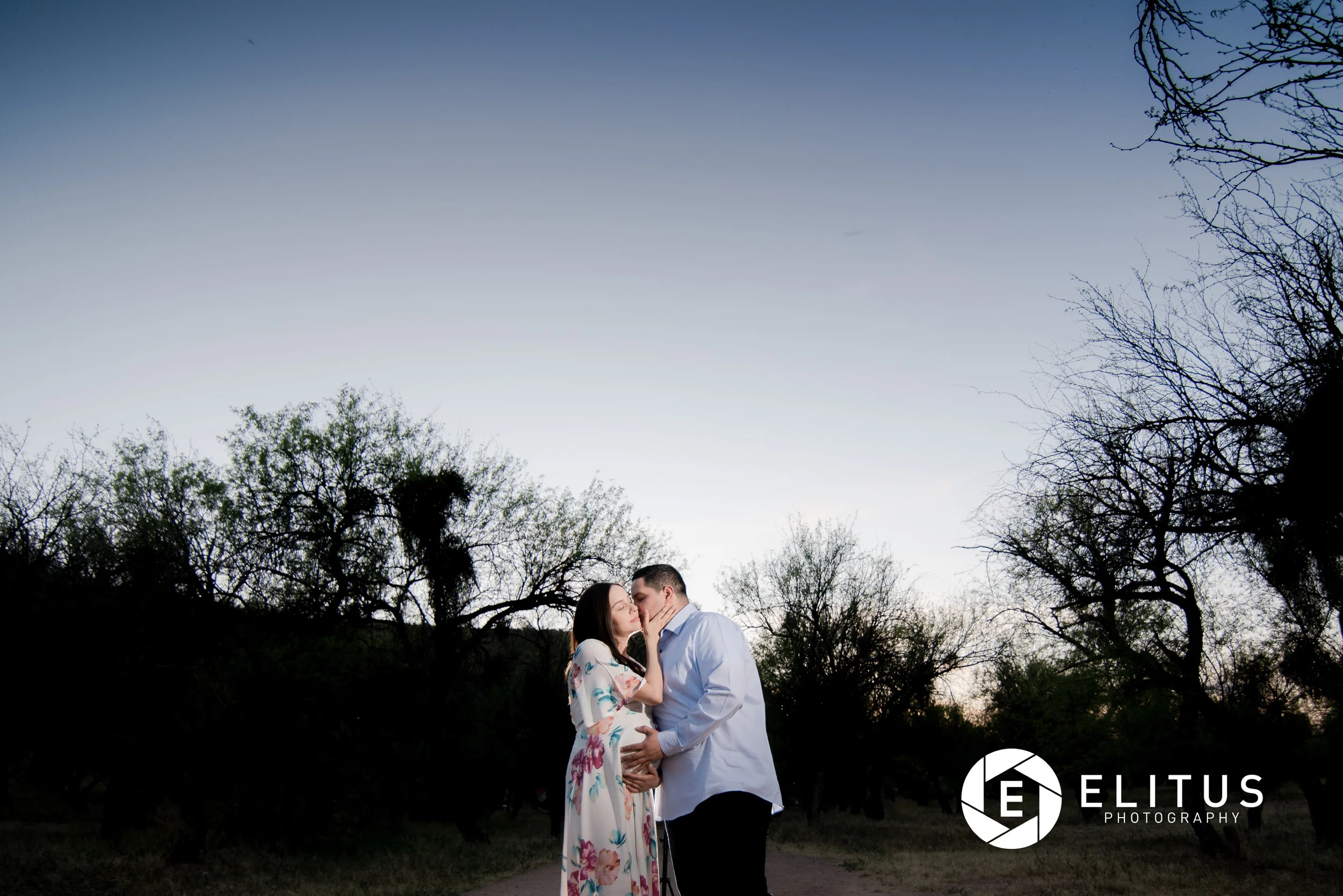 Maternity Session: Yessenia + Misael Mendoza