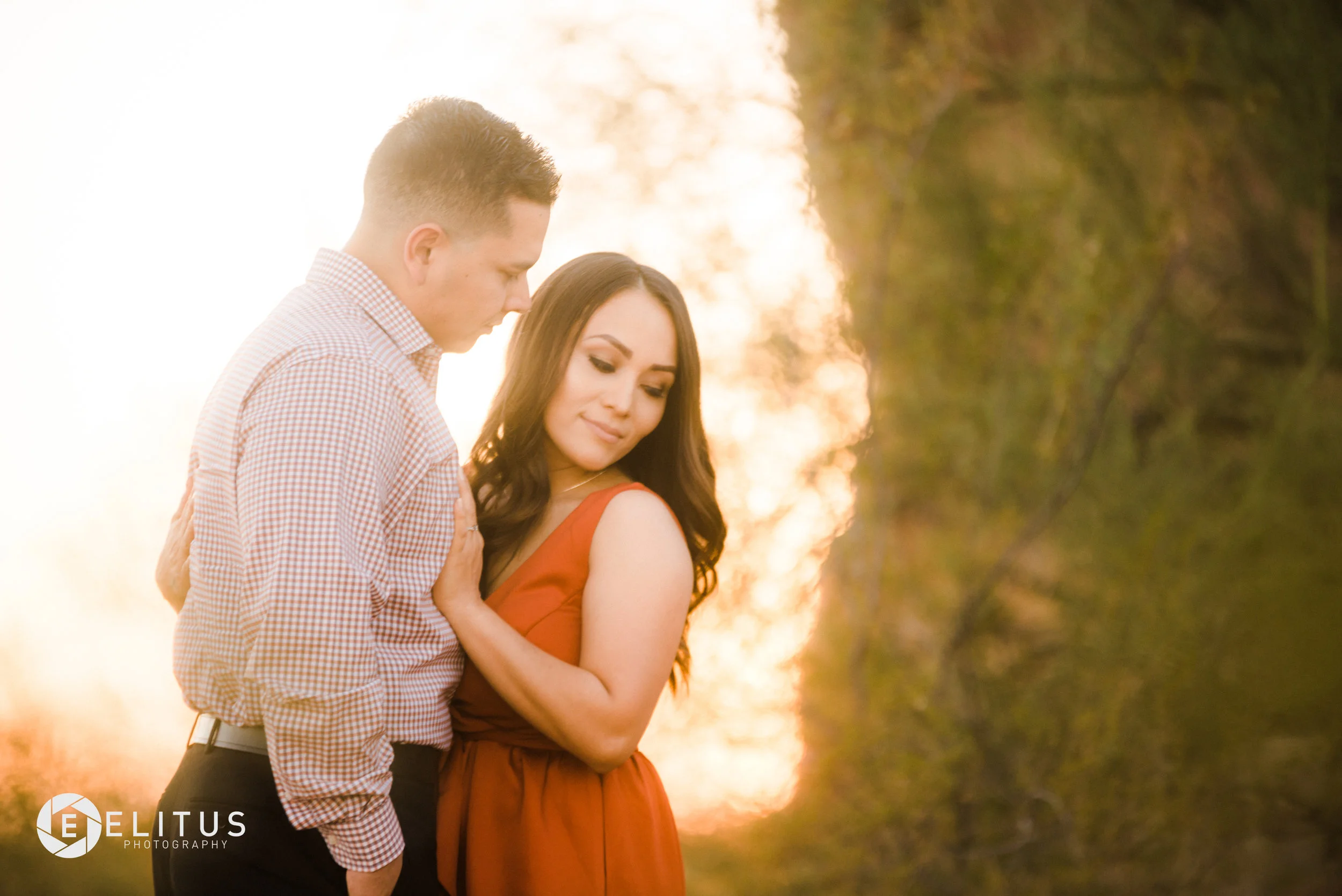 elitus-photography-Samantha-Manuel-papago-park-engament-5.jpg