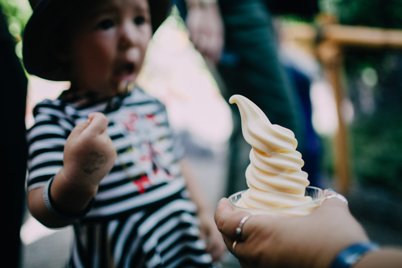 disneyland family portraits-5533.jpg