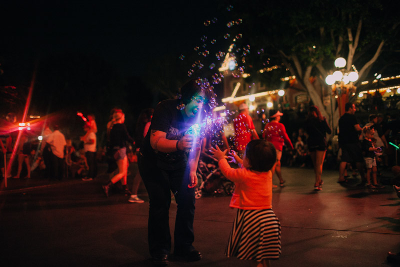 disneyland family portraits-5714.jpg