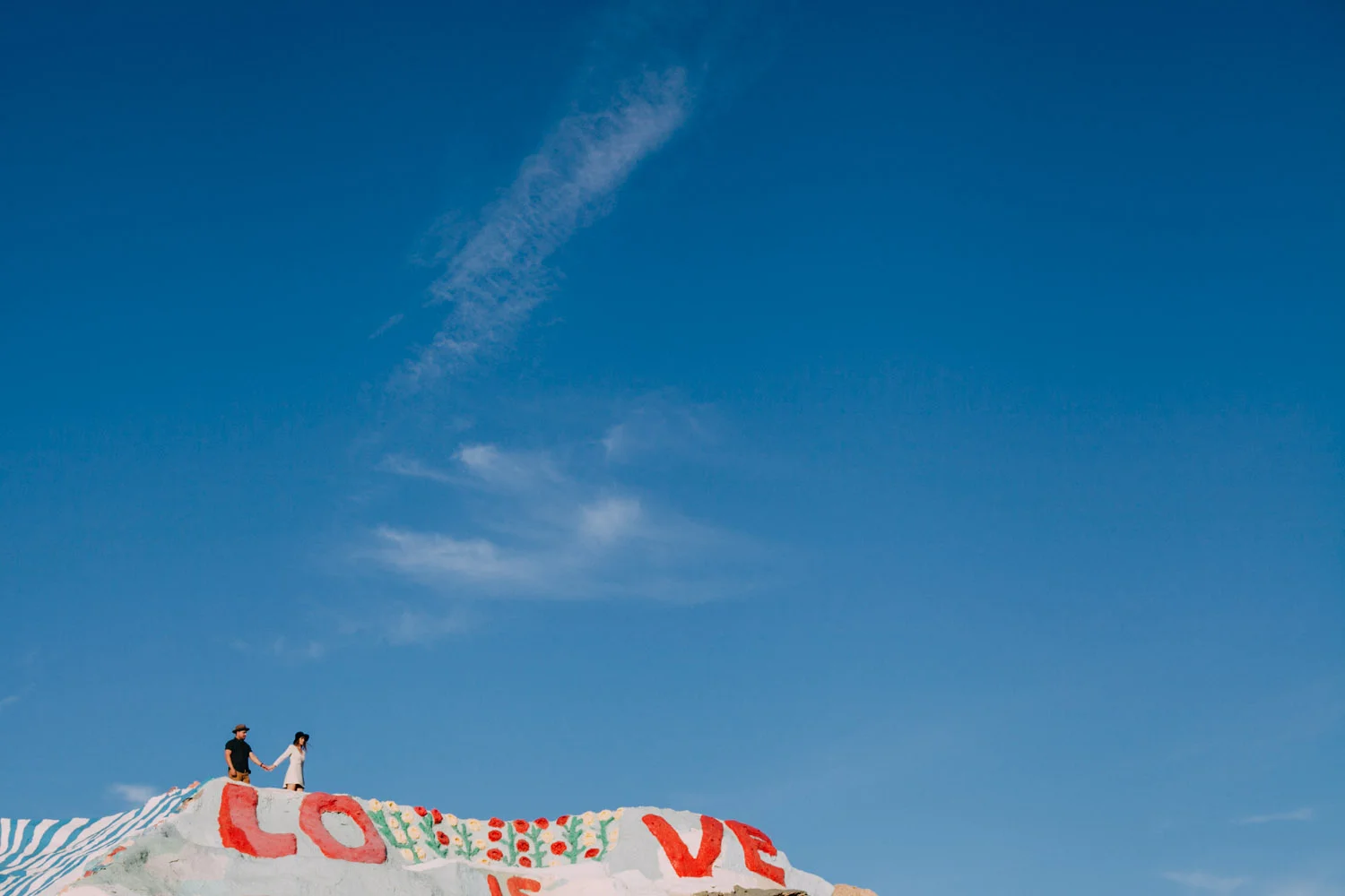 Sneak Peek :: Brenda & Luis' Salvation Mountain Engagement